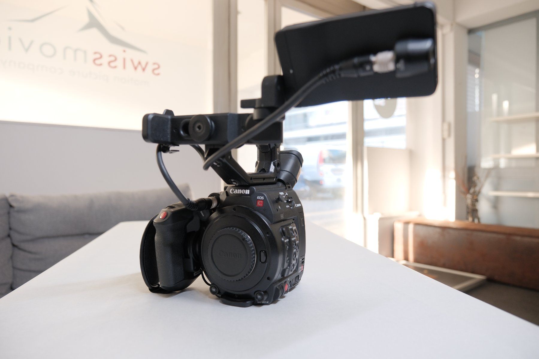 Canon Videocamere: Set Camera cinéma - Canon C200 – Usato da Renens VD venduto da Joakim11 1
