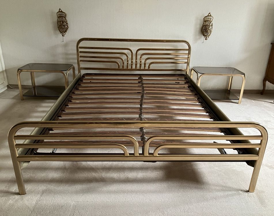 Messingbett mit 2 Stk. Nachttischen, 70er Jahre Look (Gebraucht) in ...