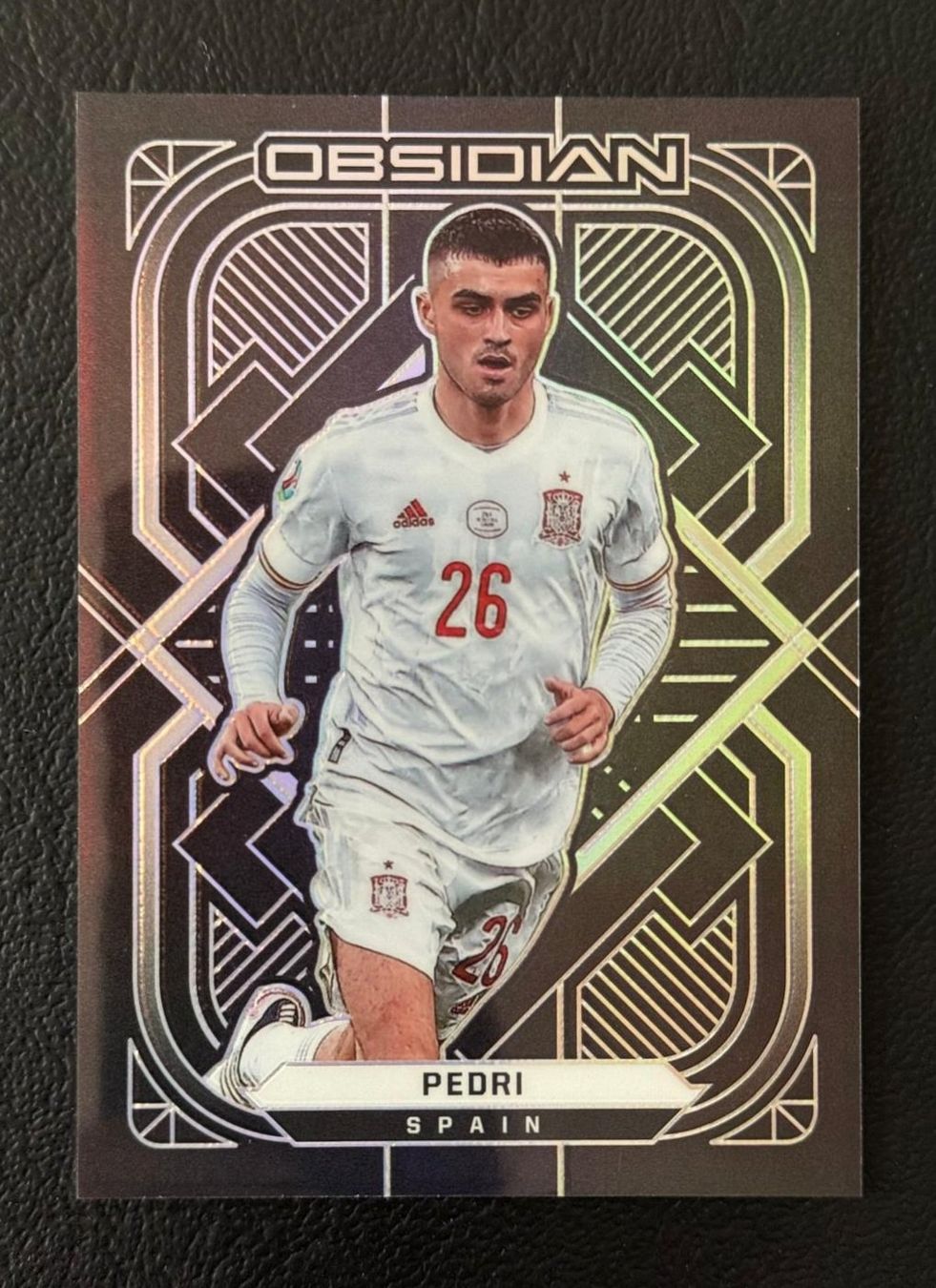 Panini Carte collezionabili: 2021-2022 PANINI OBSIDIAN PEDRI 47/105 – Nuovo (secondo la descrizione) da St. Gallen venduto da Matrix023