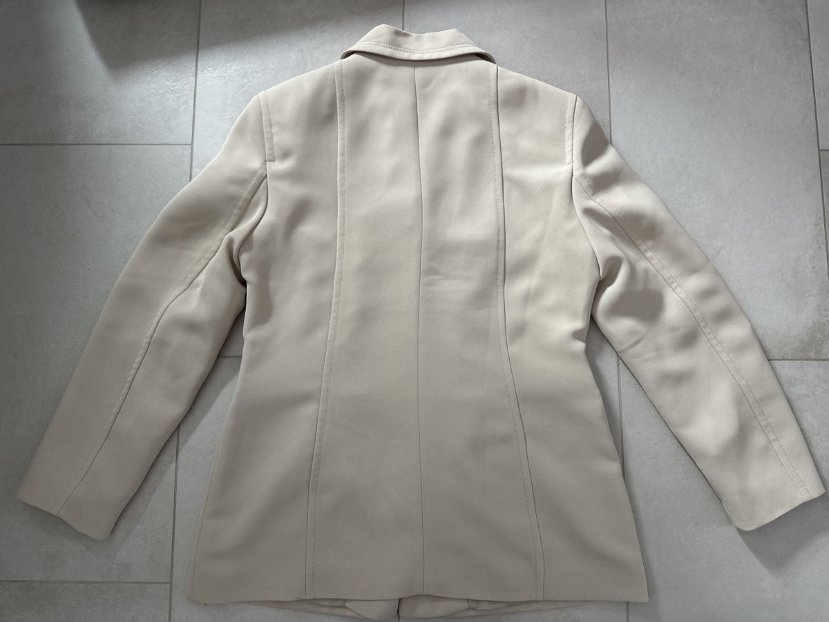Giacche: Damen Blazer beige Grösse 42 – Usato da Zug venduto da Hehe 4