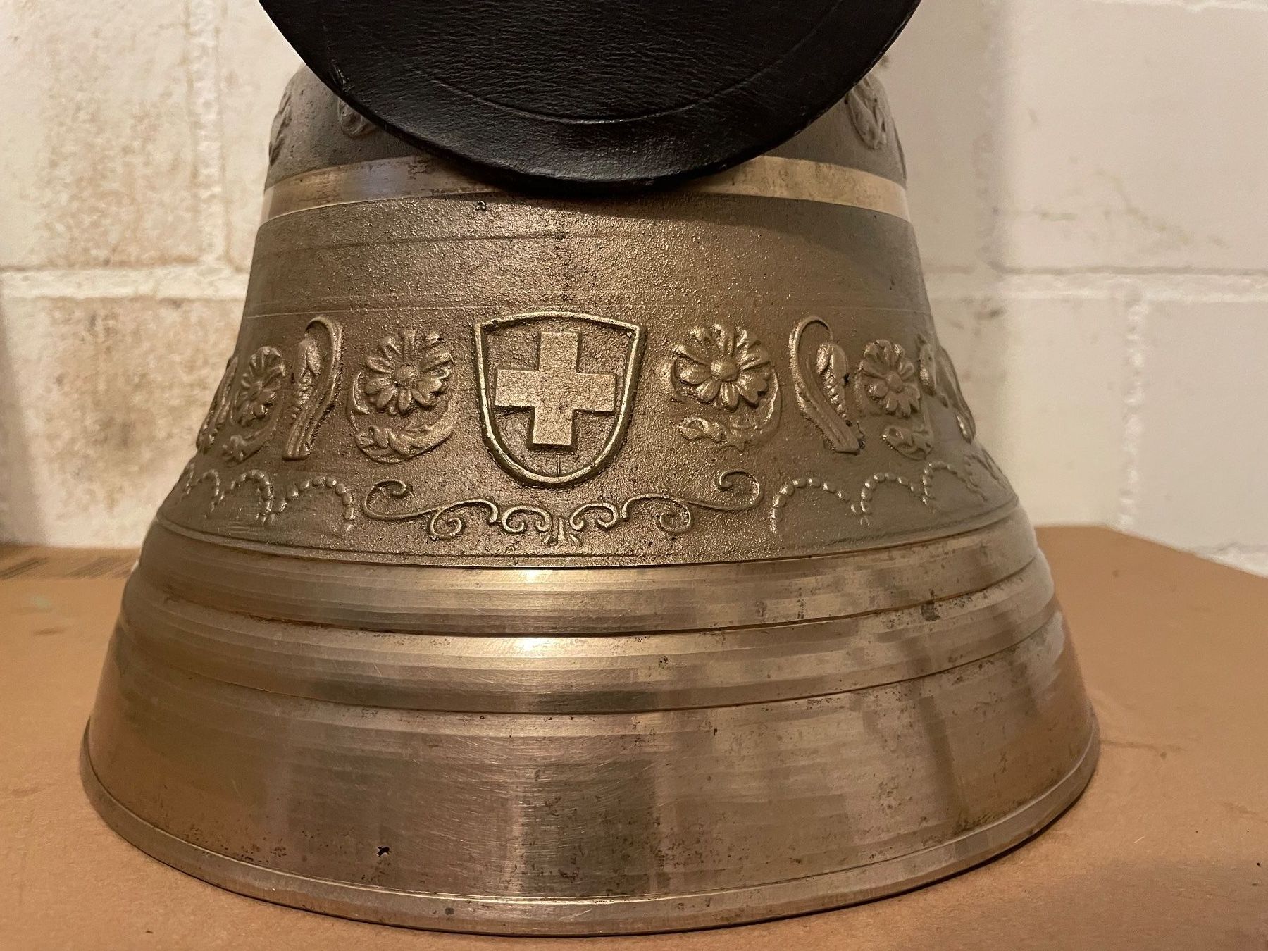 Campanacci mucche: Alte Gusset - Glocke ab 1.00 Fr. – Usato da Birrhard venduto da magisto52 1