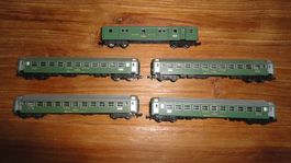5 EC-Personenwagen grün SBB Minitrix gebraucht Spur N