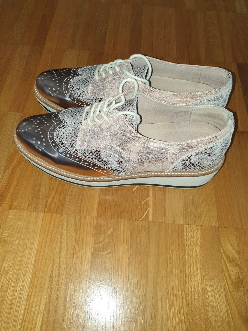 Scarpe da donna: Damen Schuhe – Usato da Jona venduto da Bubi22