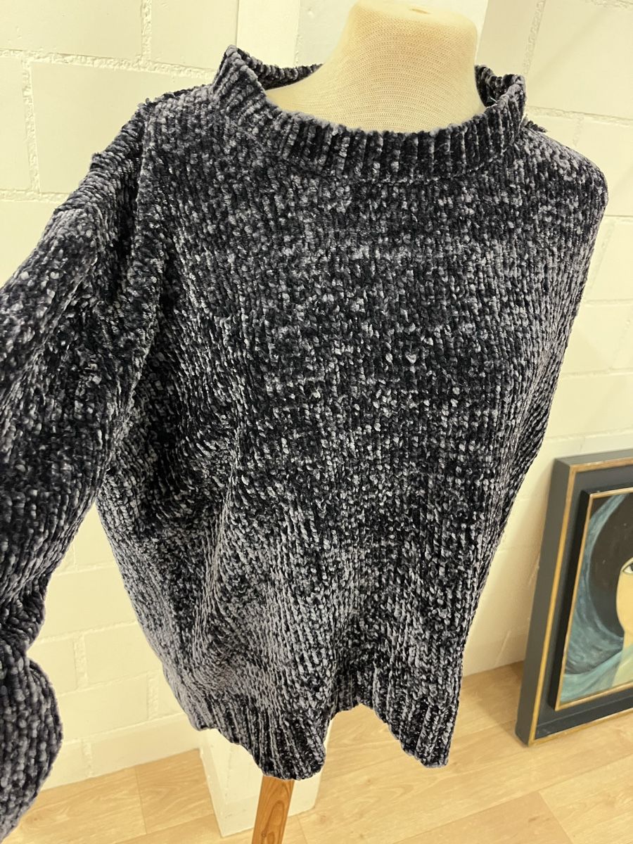 Pullover & Sweatshirts: grauer Fleecepulli – Gebraucht aus Küsnacht ZH von ya___ra 2