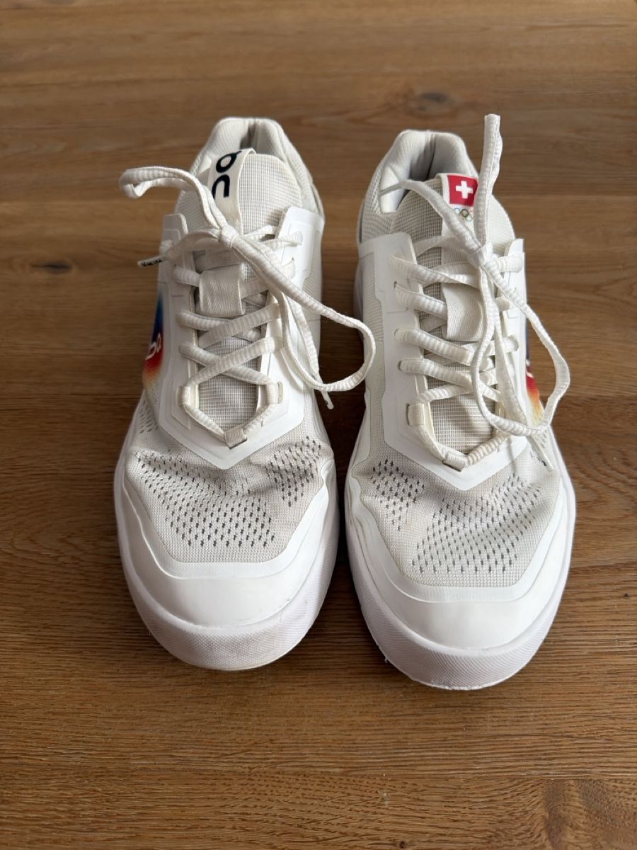 On Damenschuhe: OM Schuh Swiss Olympic Edition – Gebraucht aus Davos Platz von boom62 1