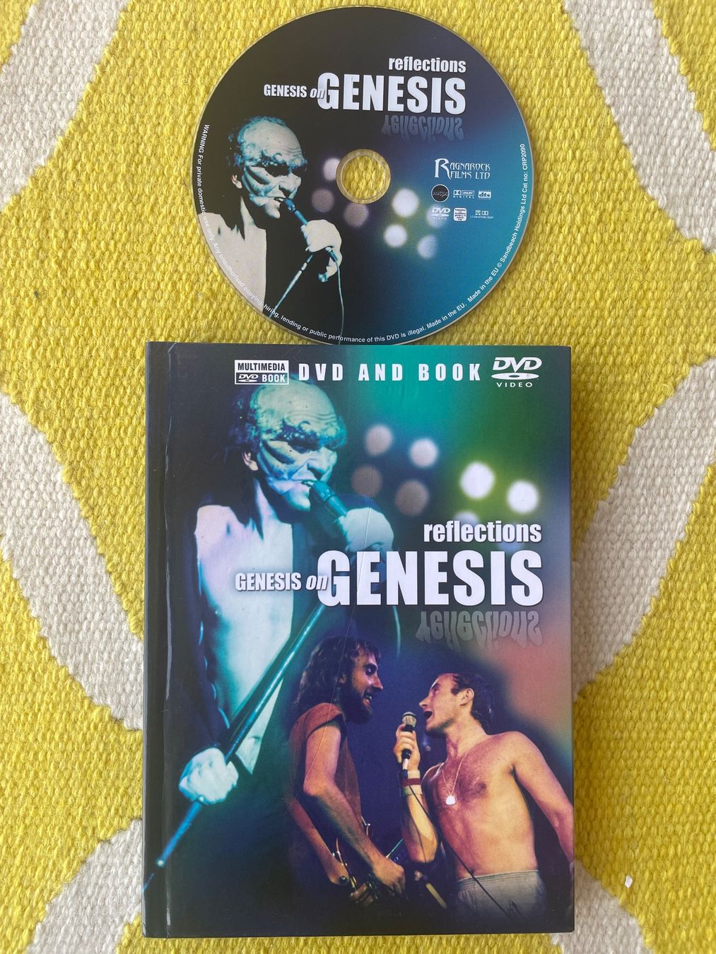 Tutti i DVDs: GENESIS-DVD AND BOOK GENESIS ON GENESIS REFLECTIONS – Usato da Rorschacherberg venduto da CD-Roli