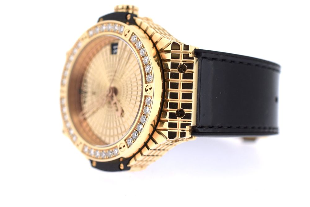 Hublot hot sale caviar gold