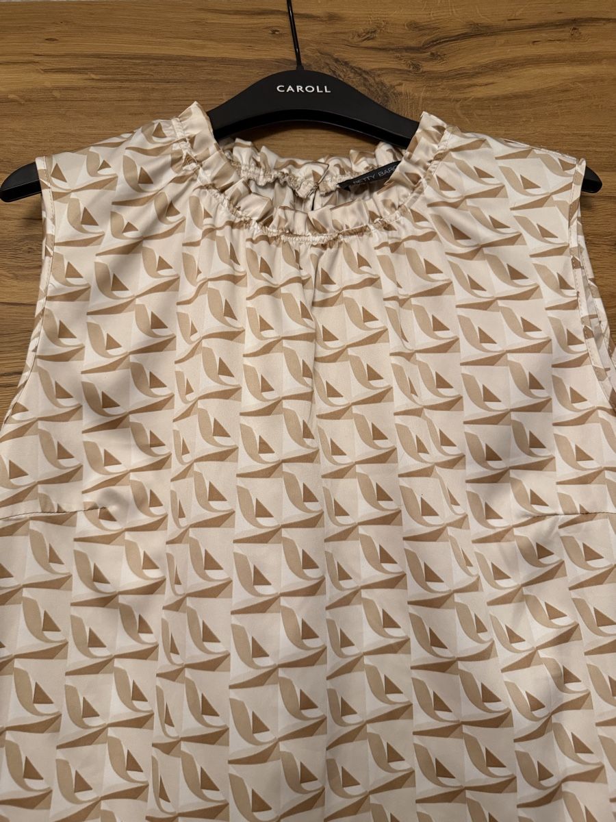 Betty Barclay Blusen: Betty Barclay Bluse ärmellos Grösse 40. – Gebraucht aus Adliswil von StephanieAnnina 1