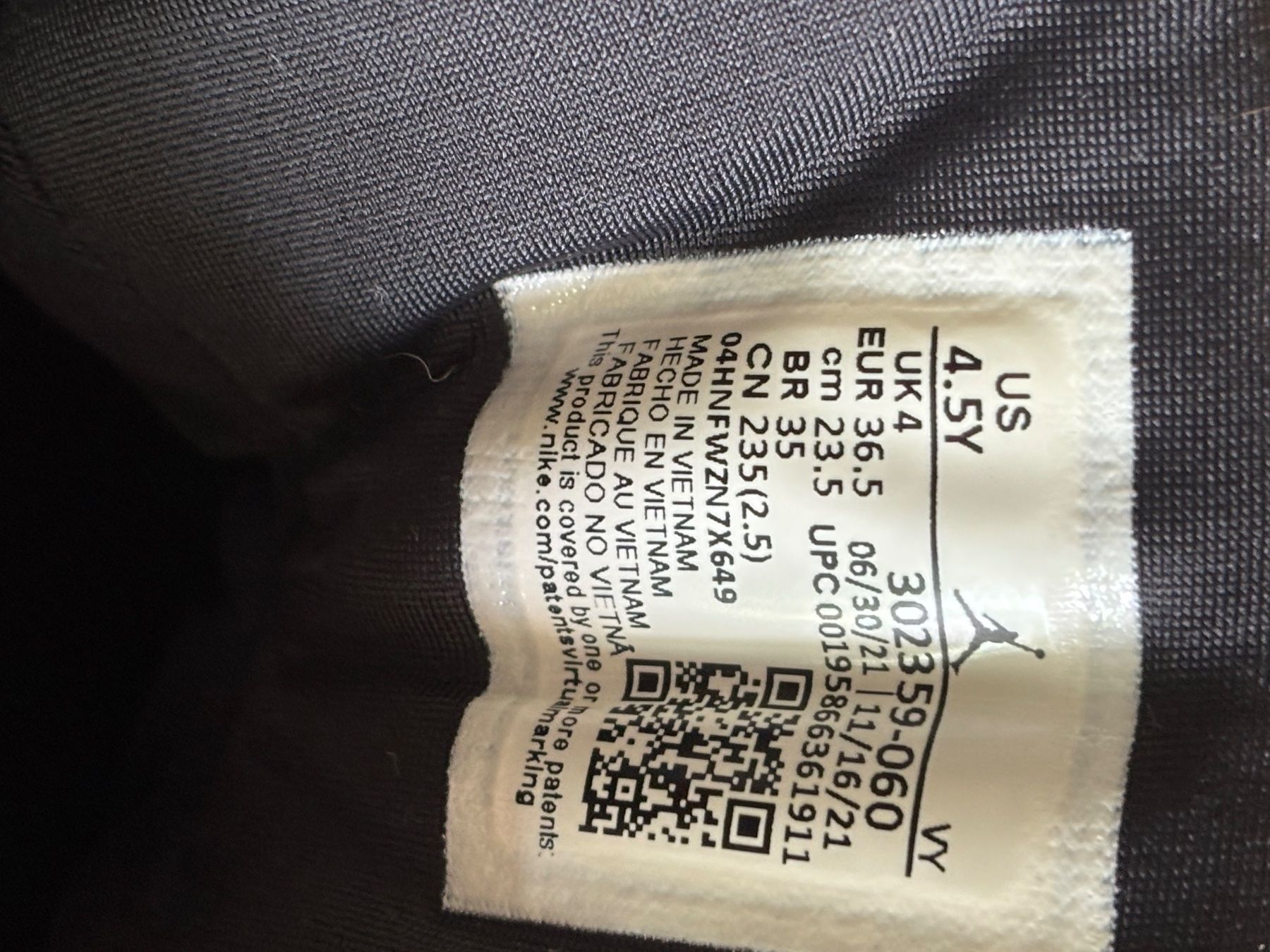 Jordan Scarpe da uomo: Nike Jordan chaussures basket taille 36.5 – Usato da Prilly venduto da Adrianacometti 6