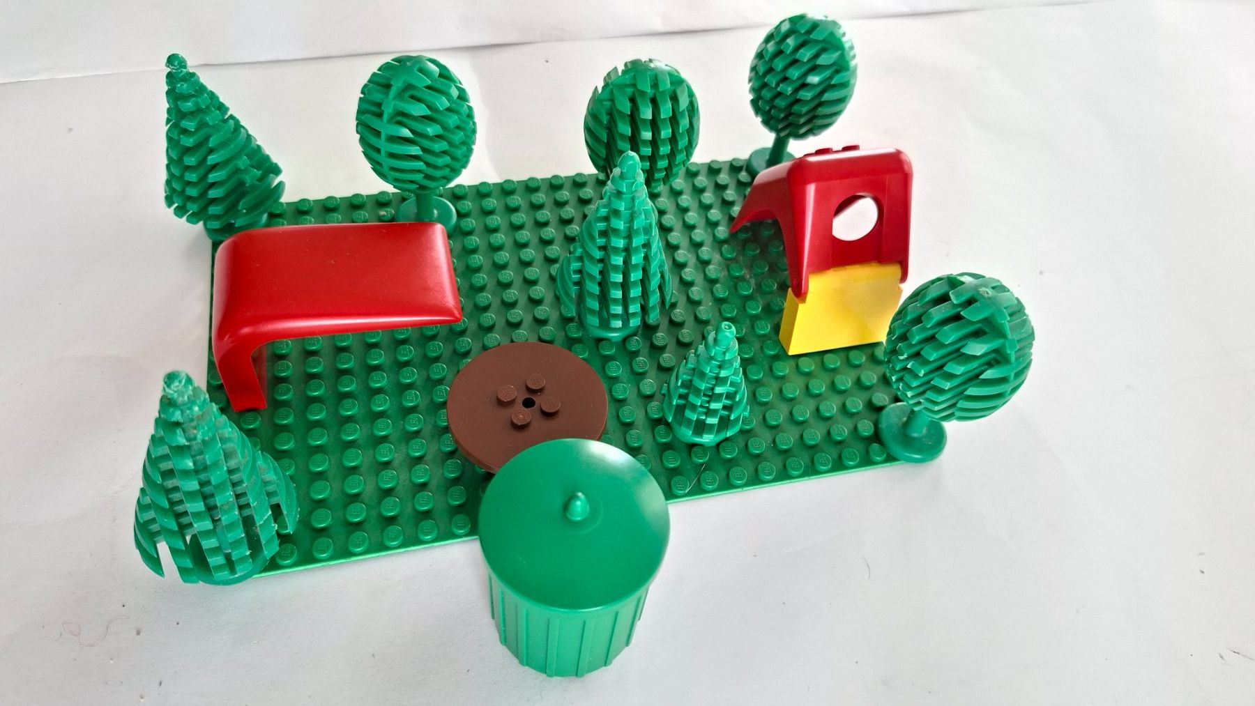 Lego Kit di costruzioni: Vintage LEGO mit Bäumen u. a. – Usato da Opfikon venduto da Diversamente 6