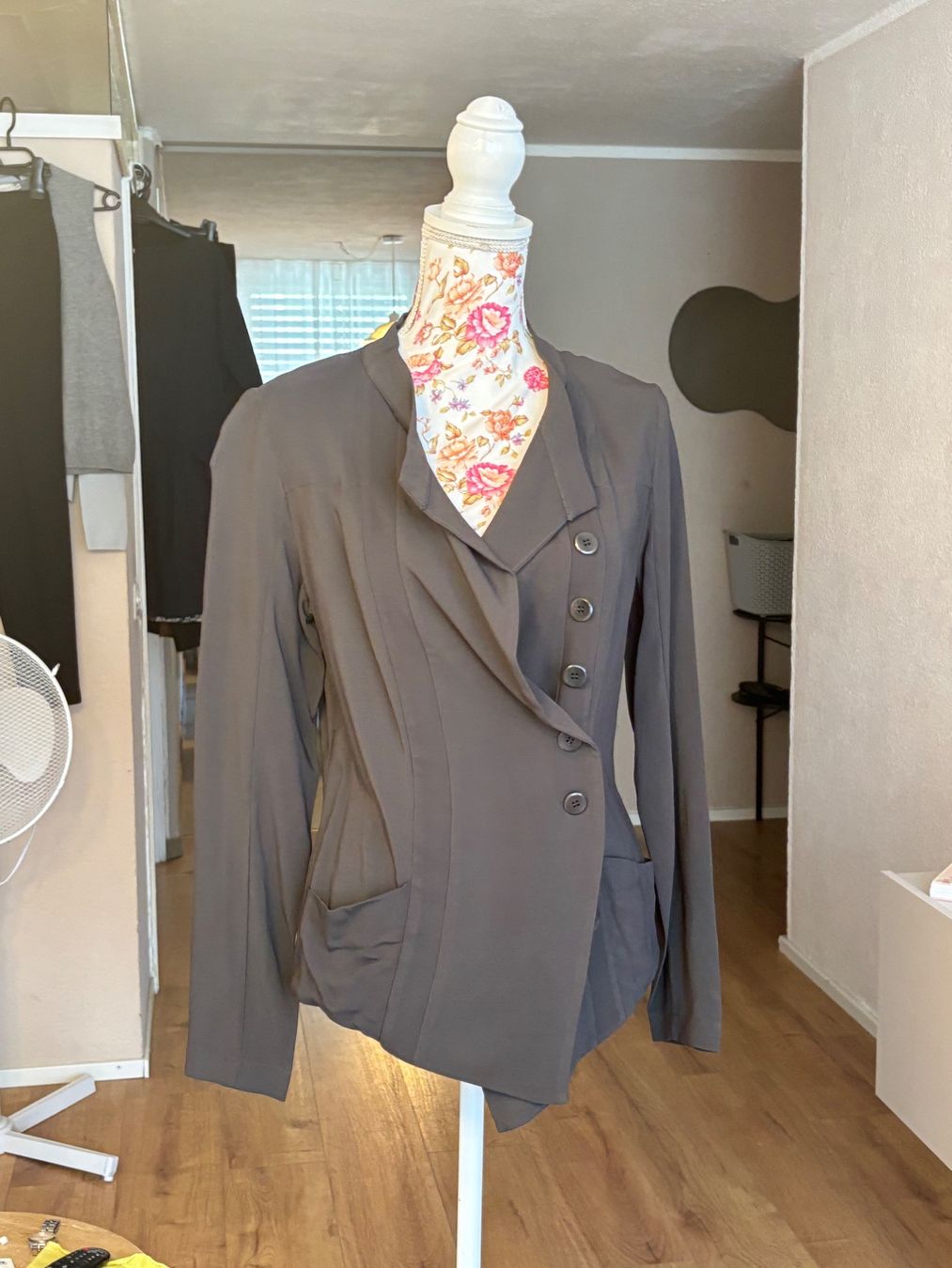 Vestes: Ania Shierholt Jacket/Blazer – D'occasion à St. Margrethen SG par dijanaO 2