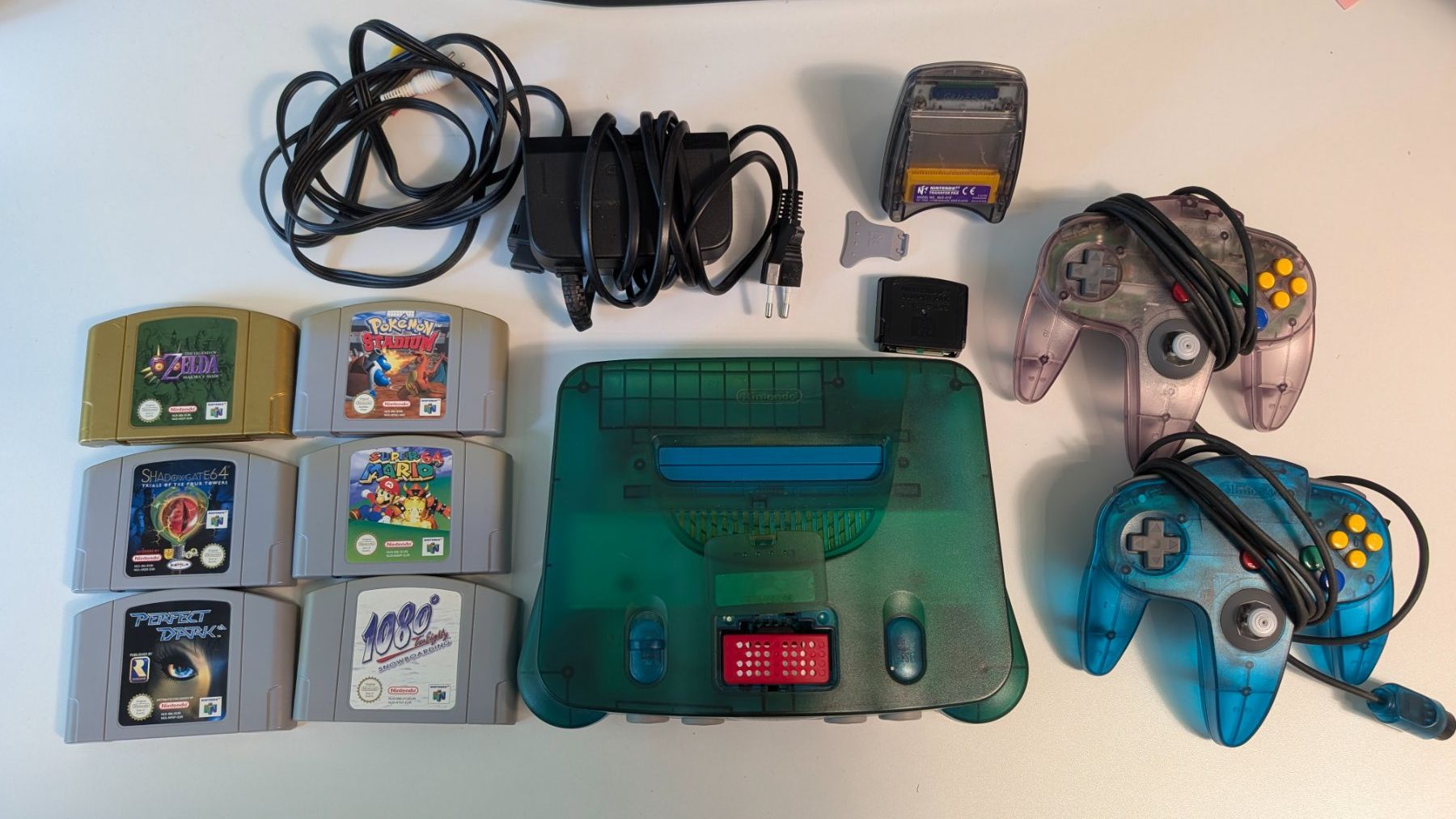 Nintendo Console: Nintendo 64 Türkis Set + 6 Spiele + 2 Controller – Usato da Amriswil venduto da PatiSun