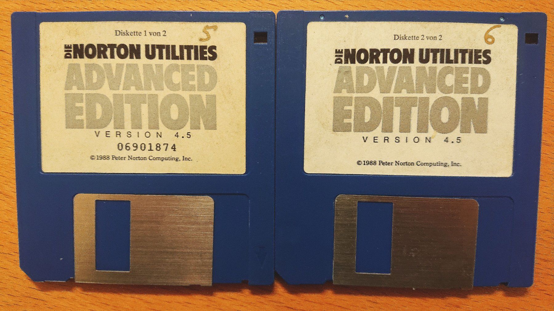 Norton Software: Norton Utilities 4.5 auf 2 Disketten – Usato da Reinach BL venduto da Hampe45