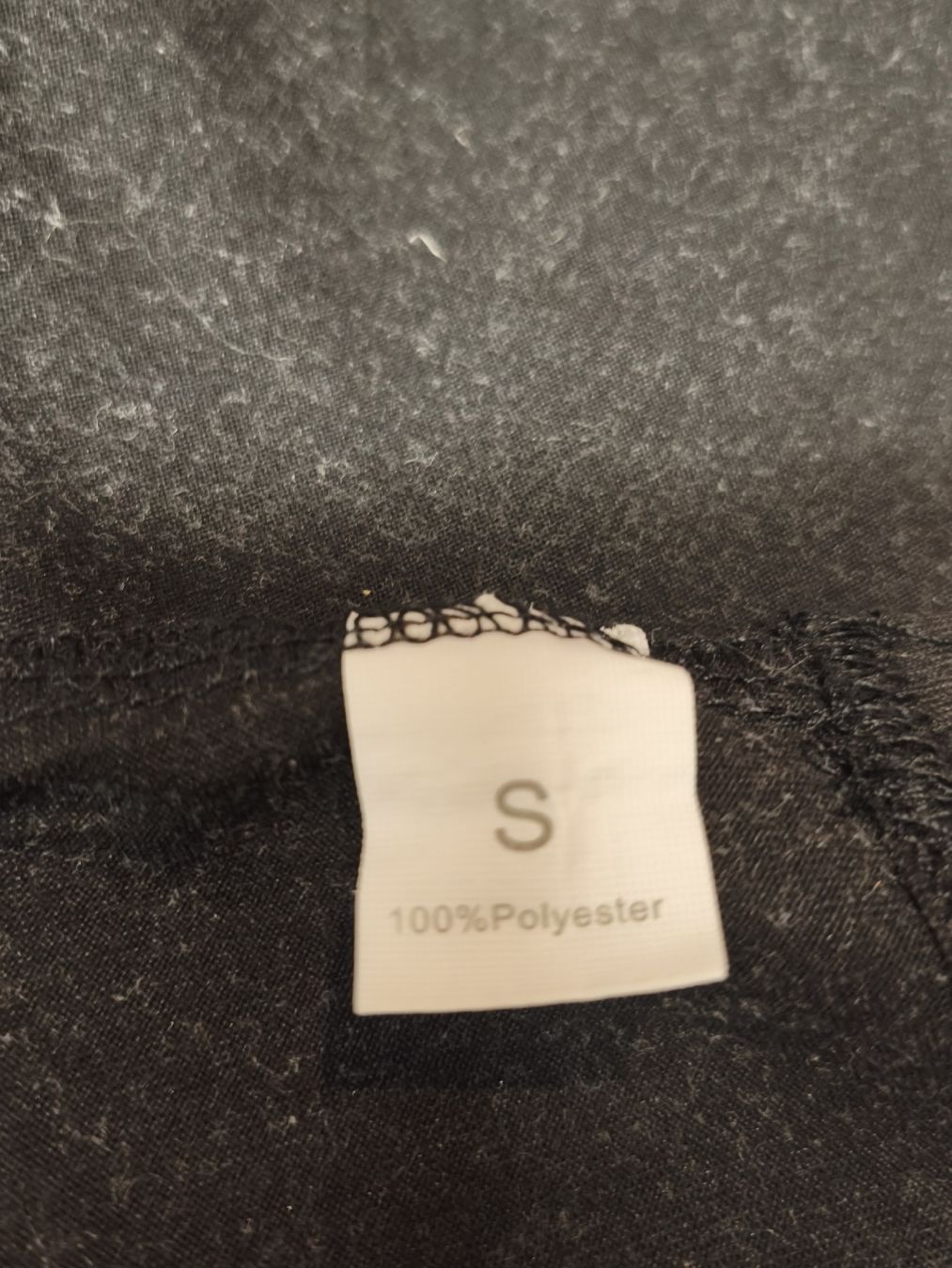 Tops: Schwarzes Crop Top Pilzprint Grösse S 100% Polyester – Gebraucht aus Emmetten von SecondhandSiska 3
