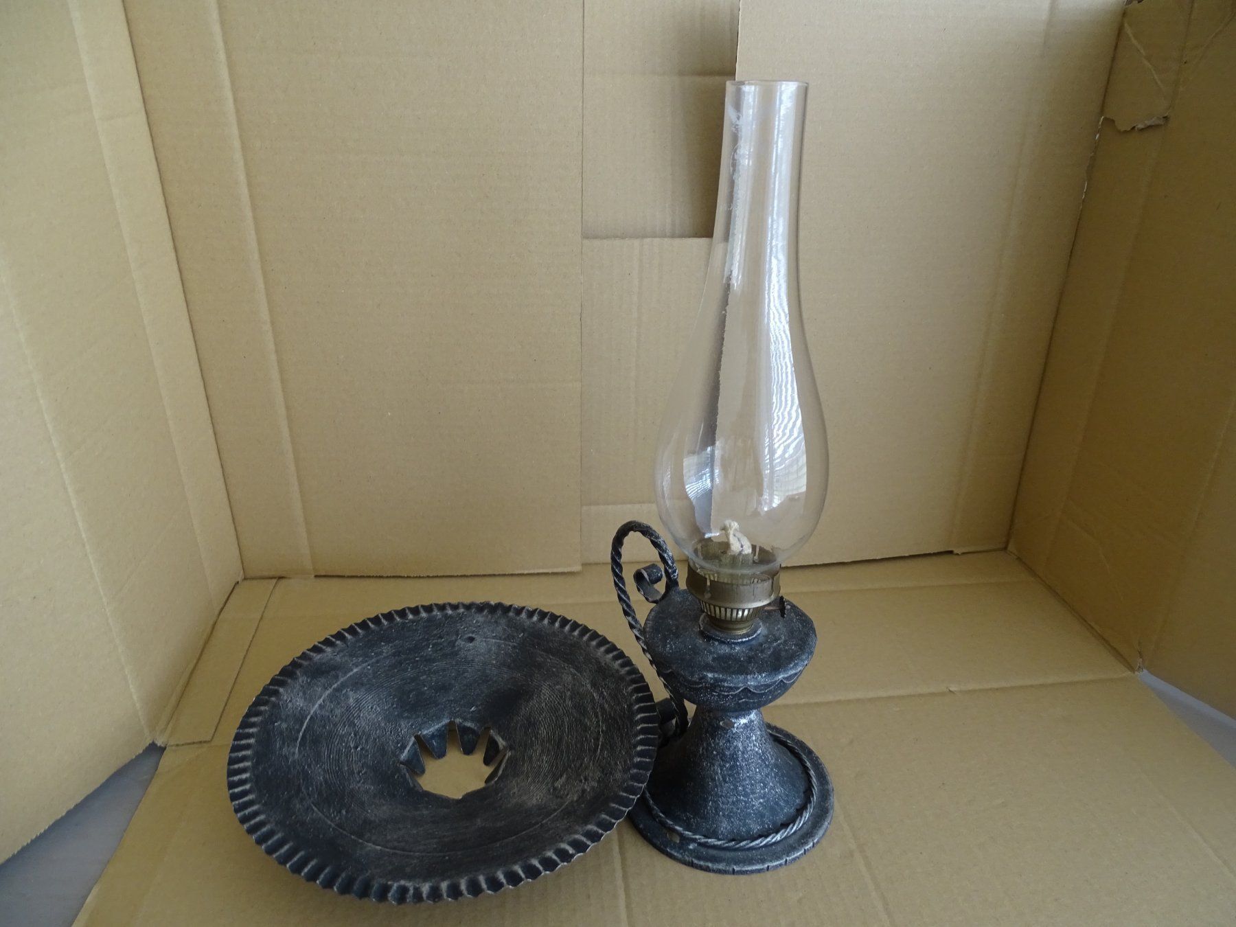 Lampade: antike lampe  dreiteilig – Usato da Steffisburg venduto da Robinh.17 5