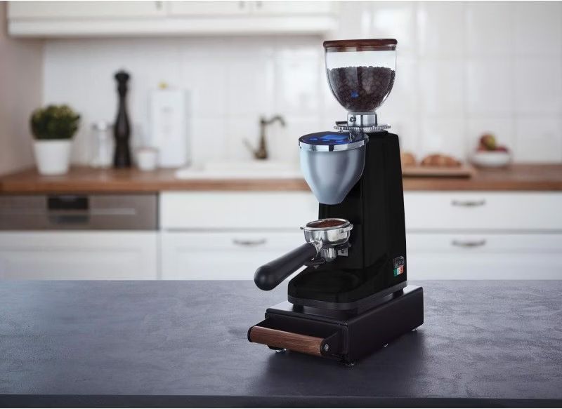 Macchine per caffè & Macchine per espresso: Bellezza Piccola Titanio 60 Kaffeemühle – Usato da Luzern venduto da f_janis 3