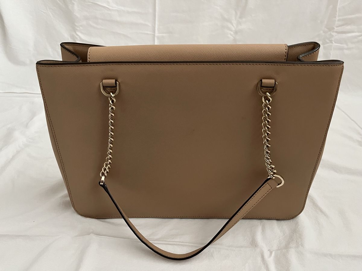 DKNY Sacs femmes: DKNY Handtasche – Neuf (Voir description) à Luzern par Hub17 2