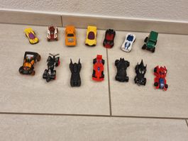 14 Fahrzeuge mit dabei Hotwheels, Badmobil etc