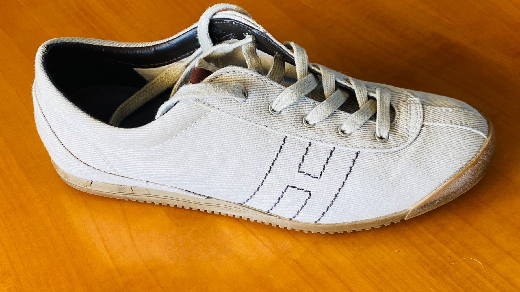 Hogan Damenschuhe: Hogan Sneakears Gr. 37.5 in beige – Gebraucht aus Fehraltorf von akl_q6f5 1