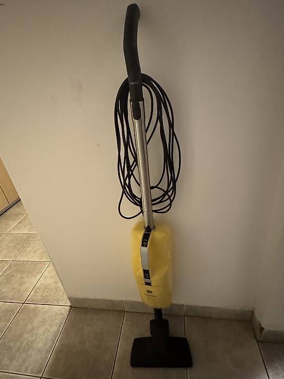 Aspirapolveri & Accessori: Miele Swing H1 revisionato  – Usato da Bellinzona venduto da gab_5tdf