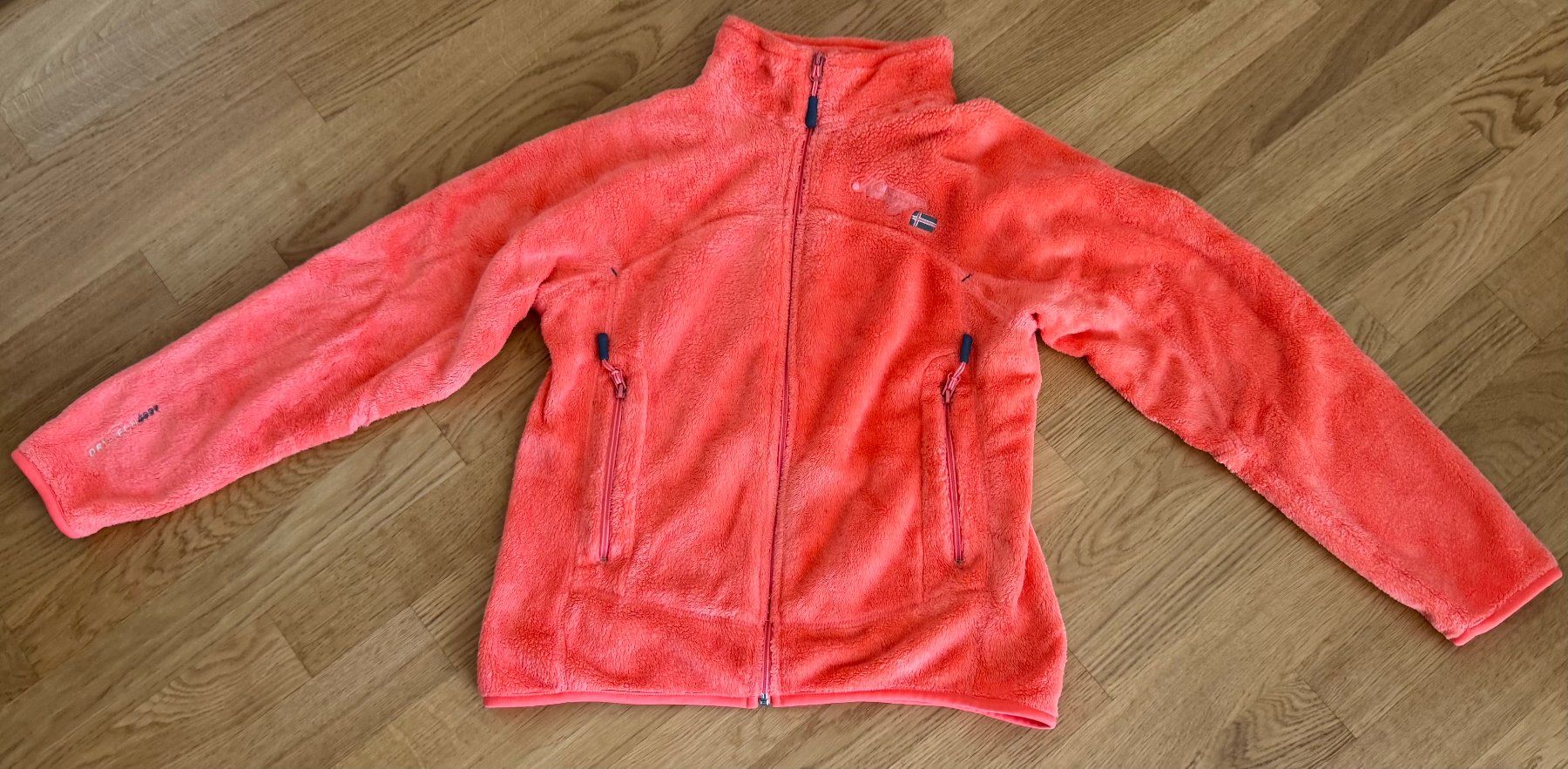 Jacken: Jacke Geographical Norway Grösse 38 – Gebraucht aus Frauenkappelen von HDPerle