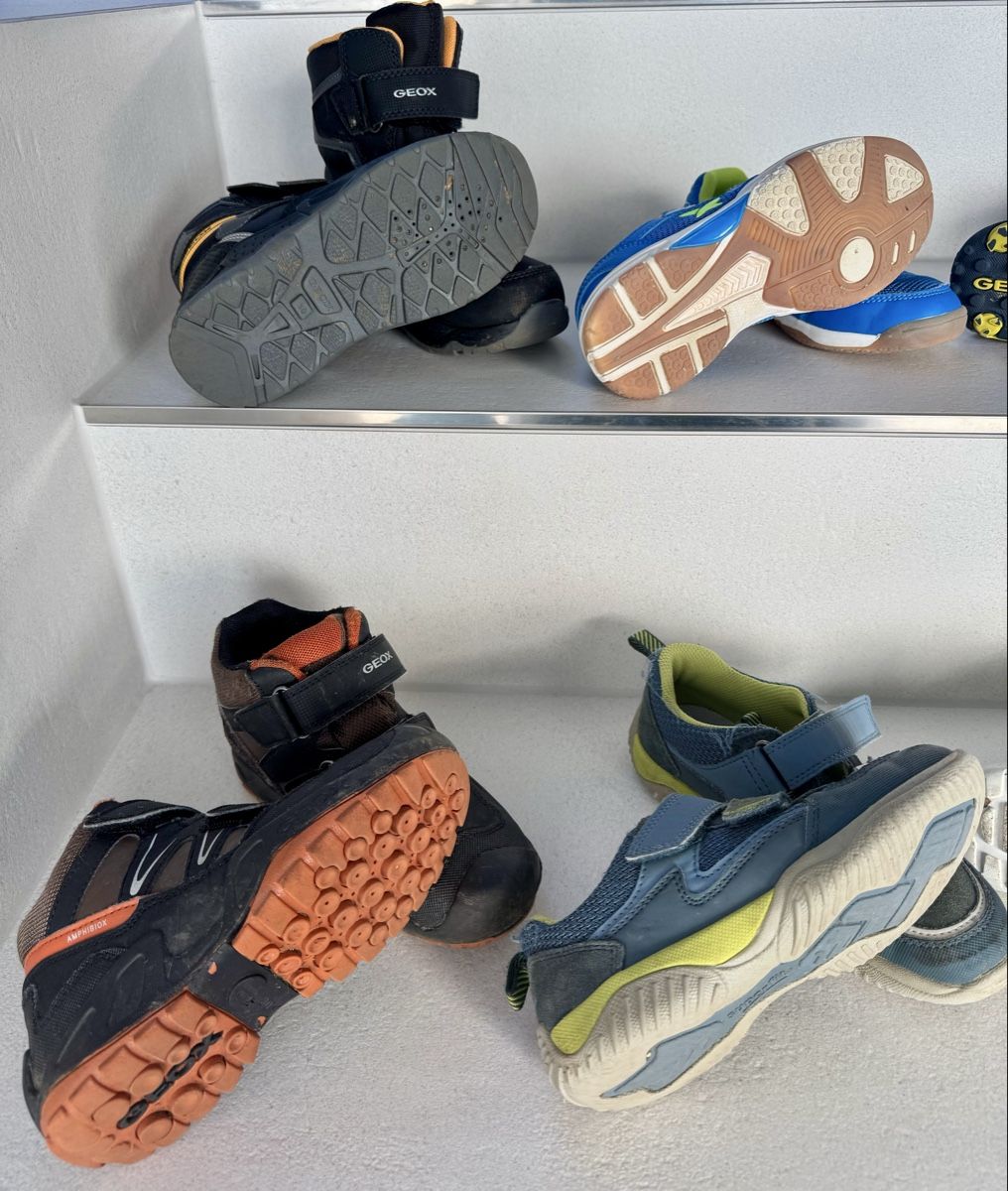 Scarpe per ragazzi: Schuhe Set Junge 29/30 – Usato da Rickenbach SO venduto da Lerg 1