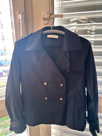 Neuwertige Jacke Übergang Gr. 40 blau