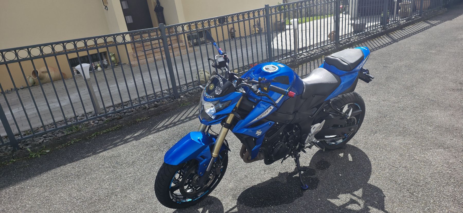 Suzuki Strasse: Suzuki GSR750 – Gebraucht aus Grenchen von Gregor.49 4