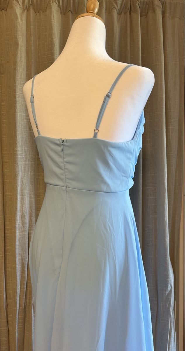 Kleider: Kleid hellblau elegant Grösse S neuwertig – Gebraucht aus Thun von Ganesh03 1