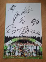 Werder Bremen DFB Pokalsiegerteam Autogramme  in Person