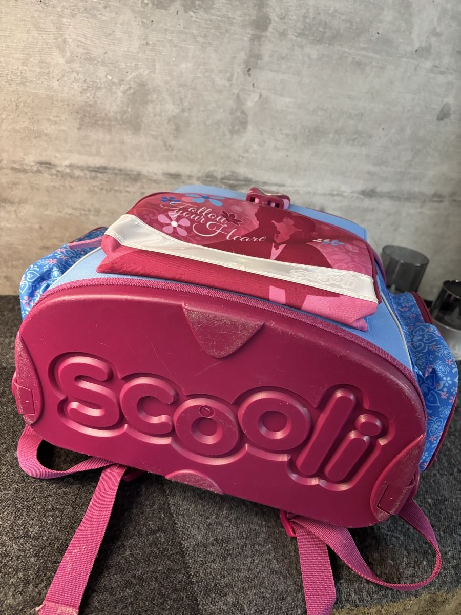 Kindertaschen: Scooli Anna + Elsa Schulrucksack – Gebraucht aus St. Gallen von heartbug 4
