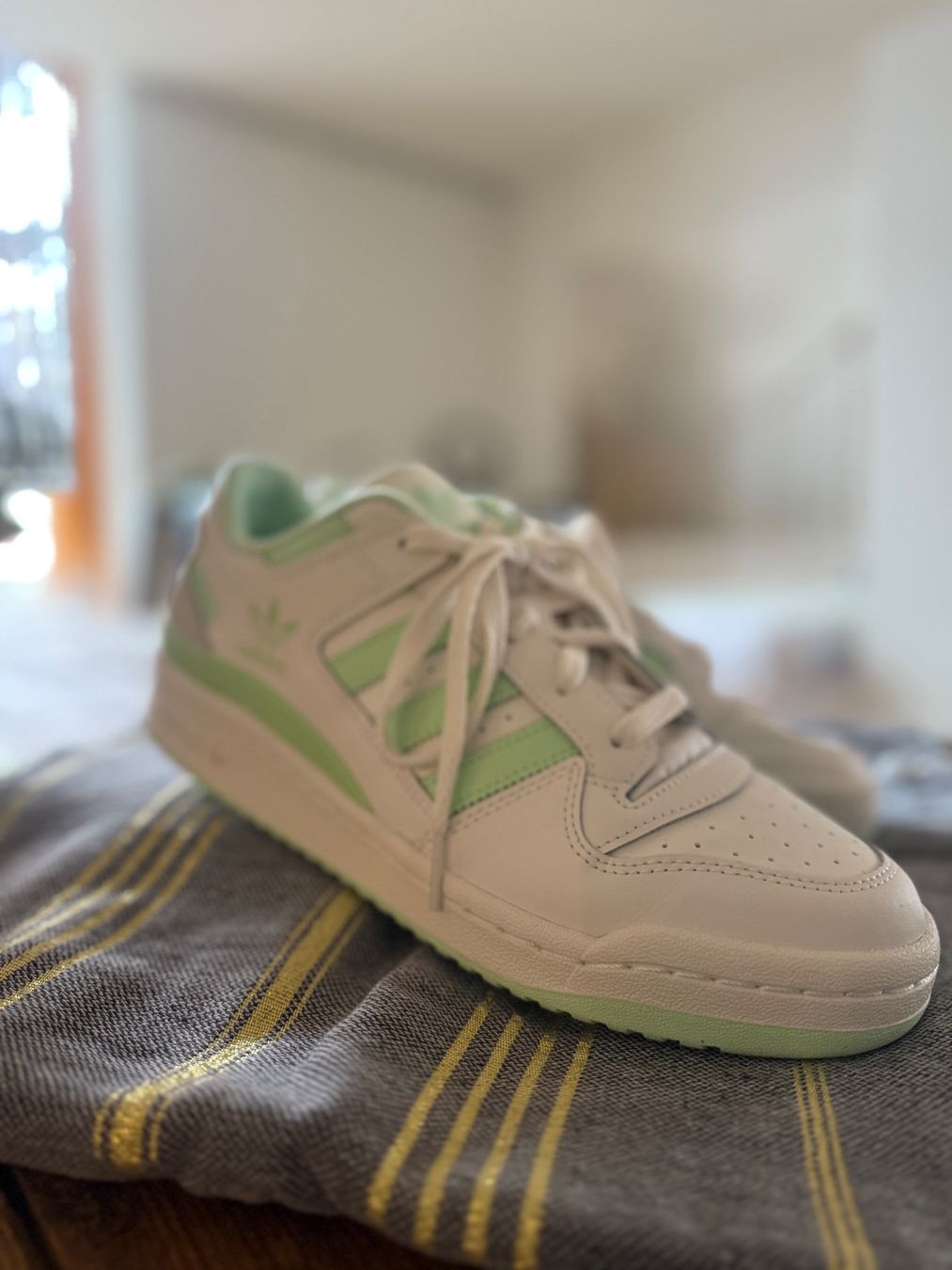Adidas Scarpe da donna: Sneaker von Adidas – Nuovo (secondo la descrizione) da Mollis venduto da Gizmo710 1