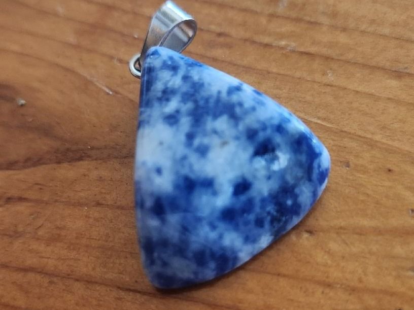 Ciondoli: Pendentif en sodalite bleue – Usato da Territet venduto da Cenh 1