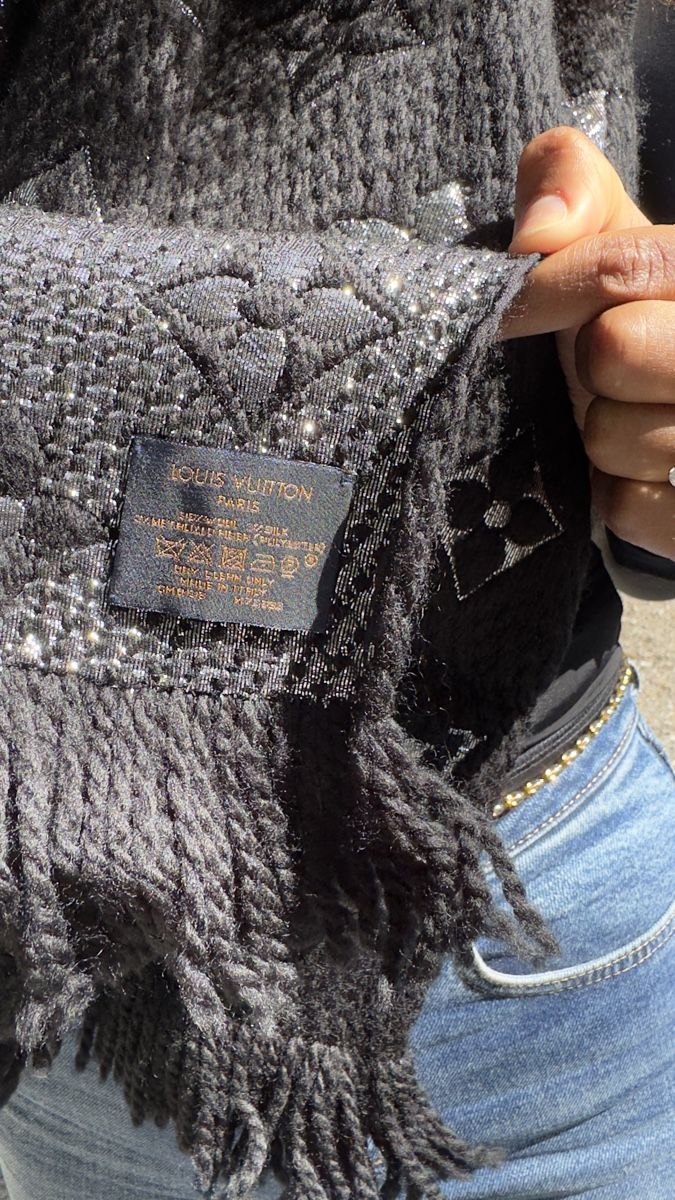 Foulard & Sciarpe: Louis Vuitton Orginal 100% – Nuovo (secondo la descrizione) da Münchenbuchsee venduto da TemiAp 2