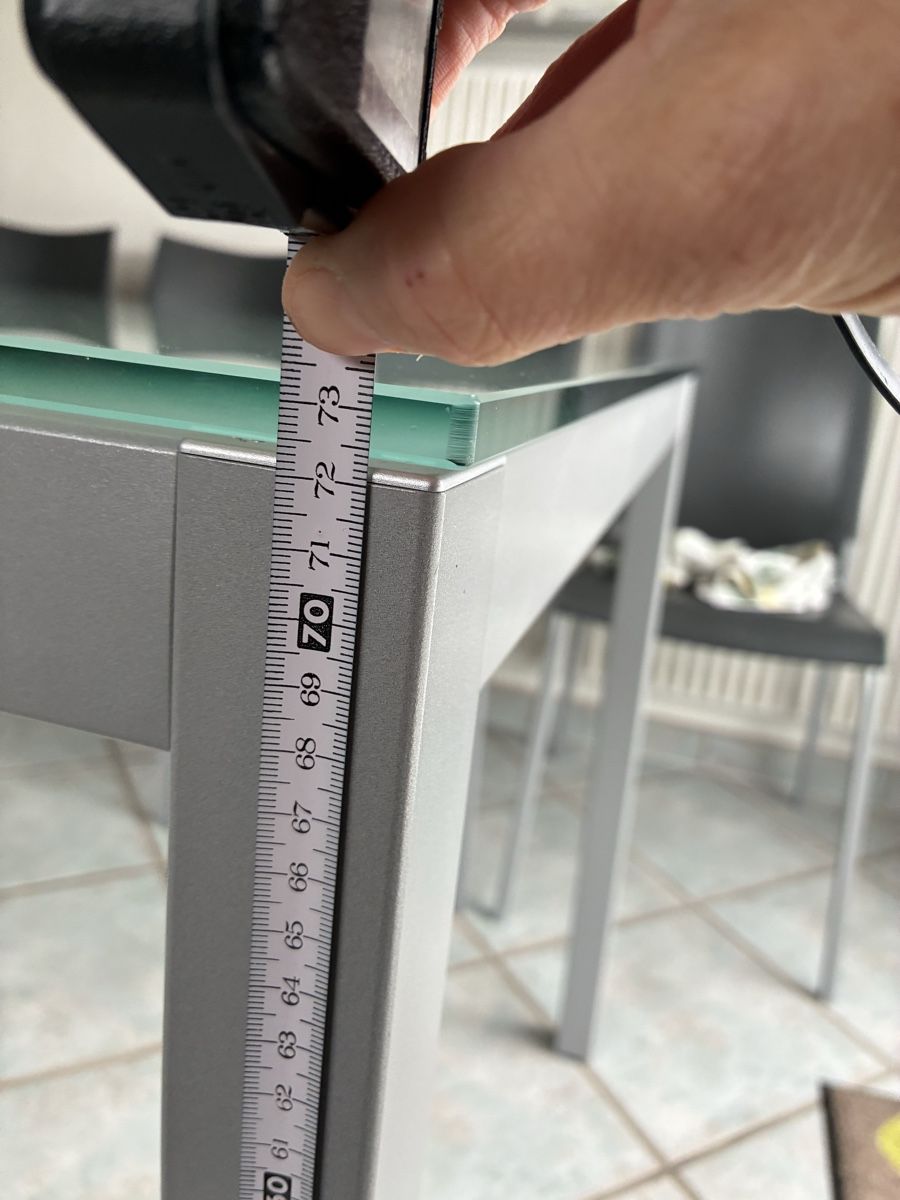 Set tavolo e sedie: Table à manger + 4 chaises – Usato da Courgenay venduto da hertzogg 8