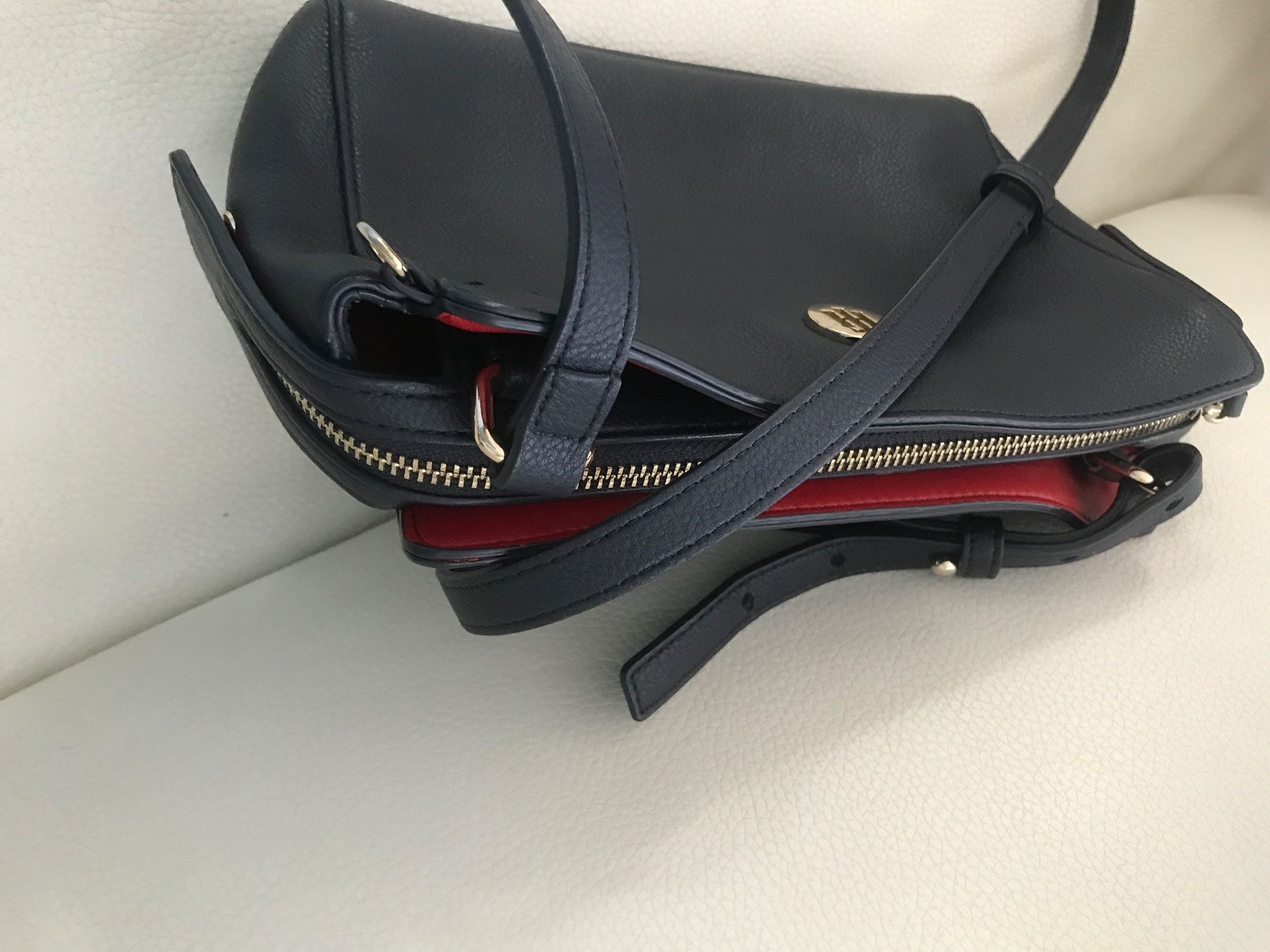 Tommy Hilfiger Borse da donna: Tommy Hilfiger Crossbody – Usato da Wettingen venduto da Andres54 1