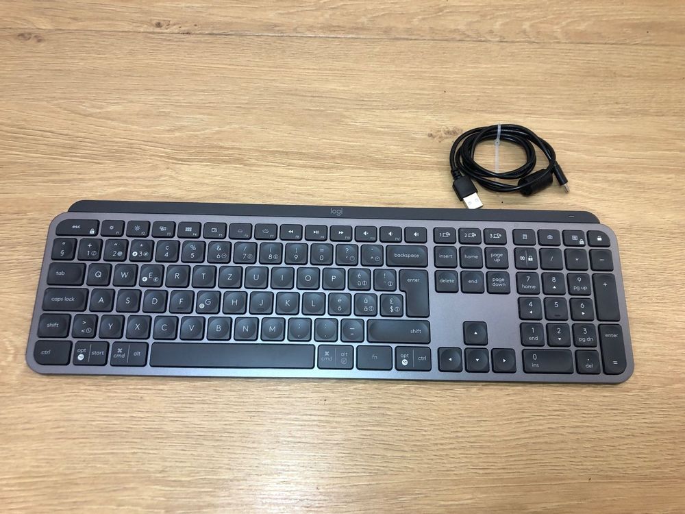 Logitech MX Keys CH Kabellos (Gebraucht) in Emmen für CHF 59.95 – mit ...