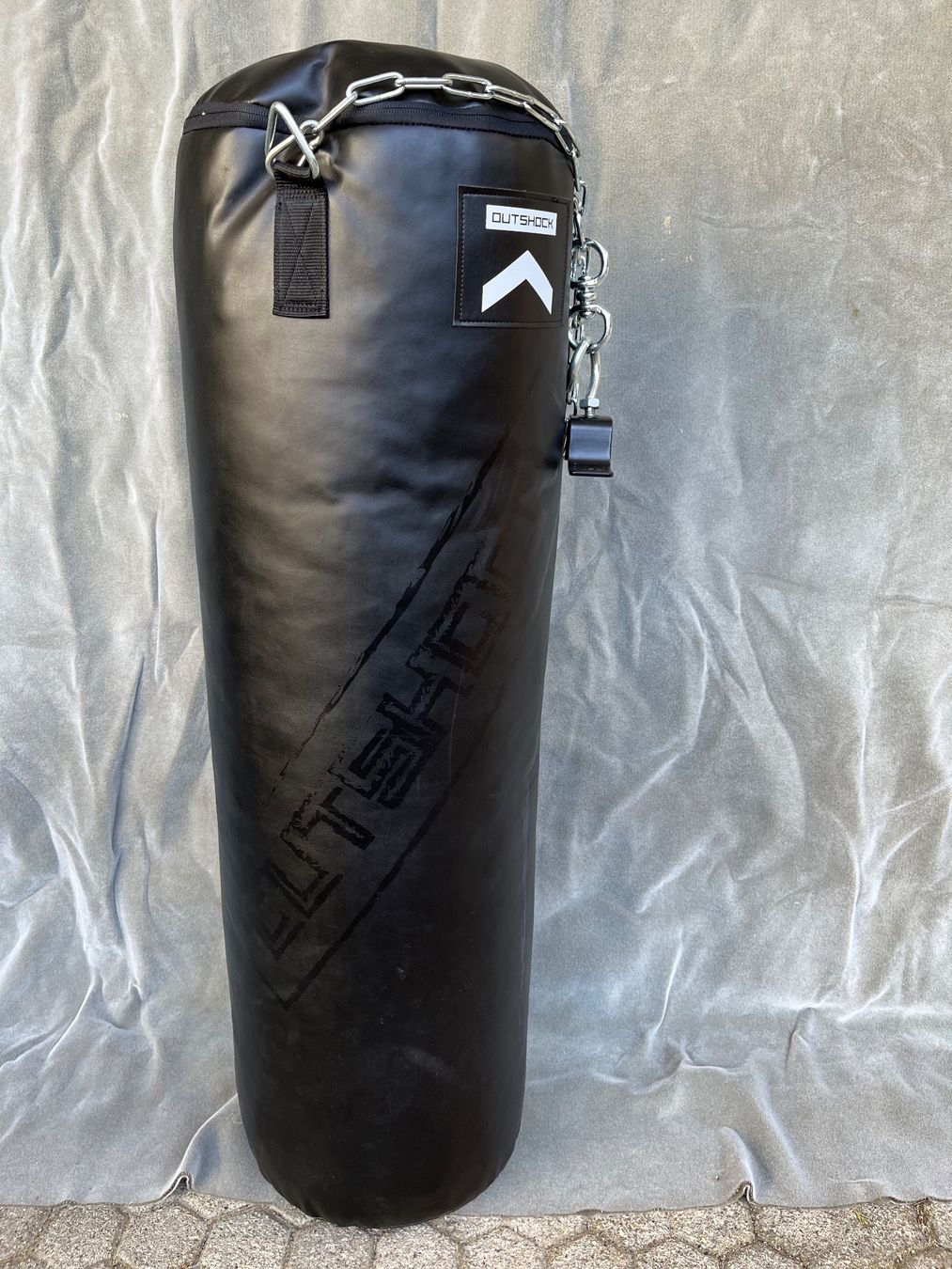 Decathlon Boxsäcke: Heavy Bag + Bracket – Gebraucht aus Lupsingen von deepwaterc