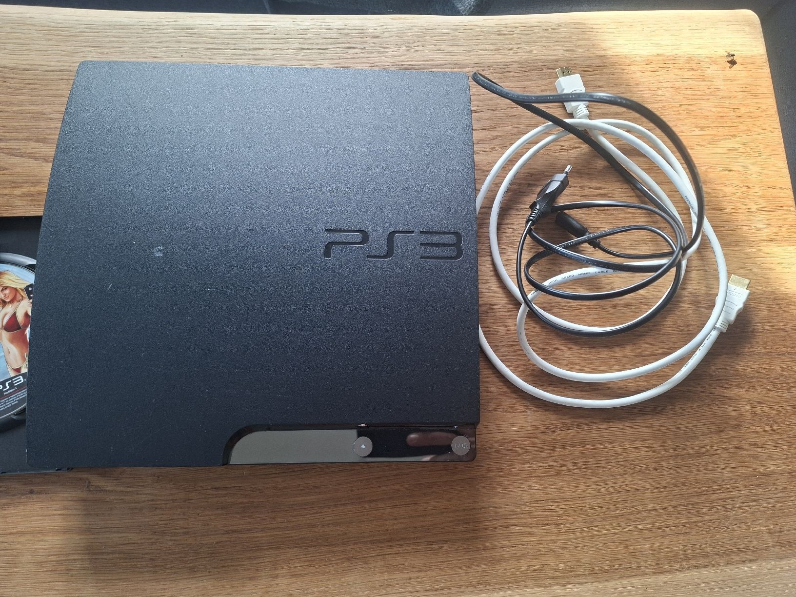 Sony Console: Sony PlayStation 3 Konsole mit Controller und Spiel – Usato da Büren zum Hof venduto da Flohmarkt_Bern 1