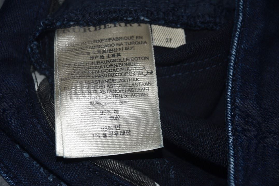 Burberry Pantaloni: Hose / Pantalon Burberry Denim .27 – Usato da Collonges venduto da Auganien 7