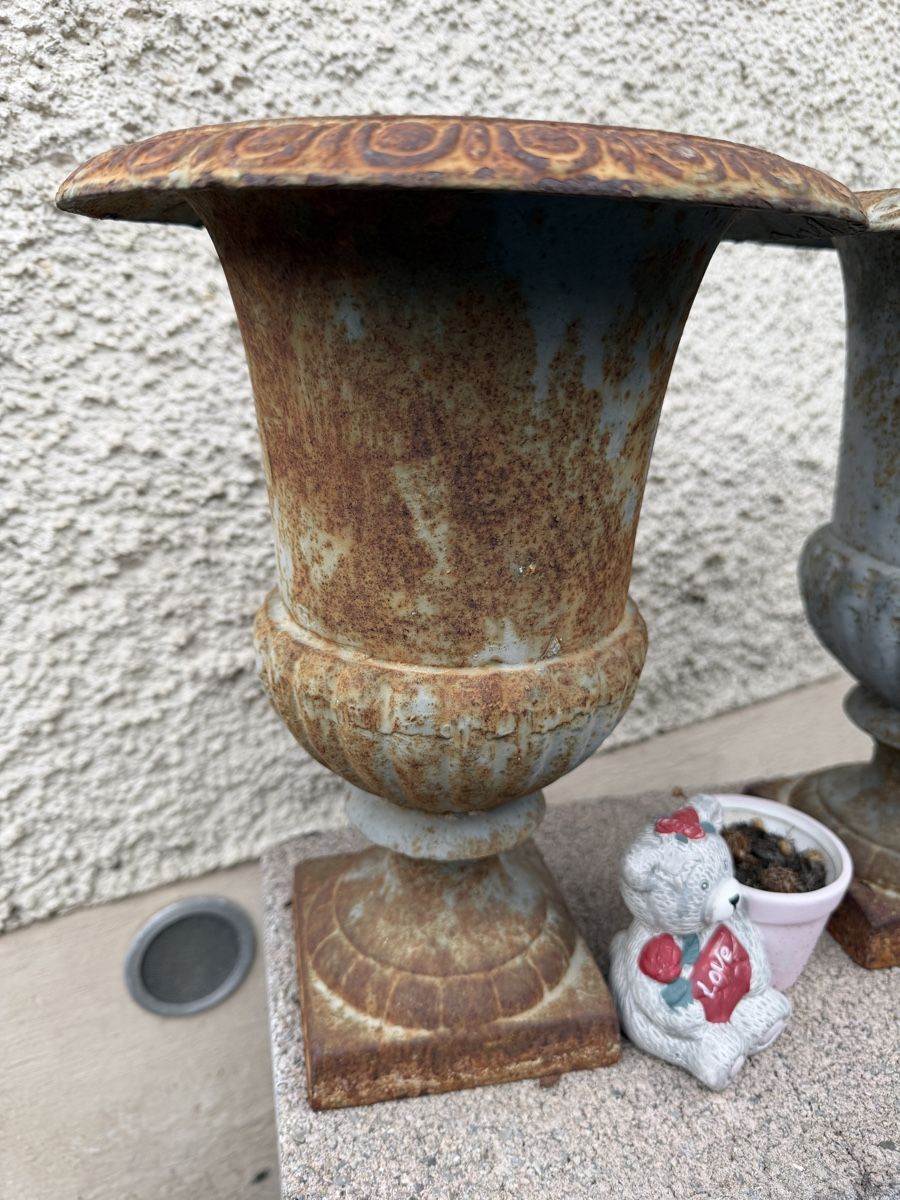 Vasen & Gefässe: Antike Gartenvase Medici – Gebraucht aus Regensdorf von Basc