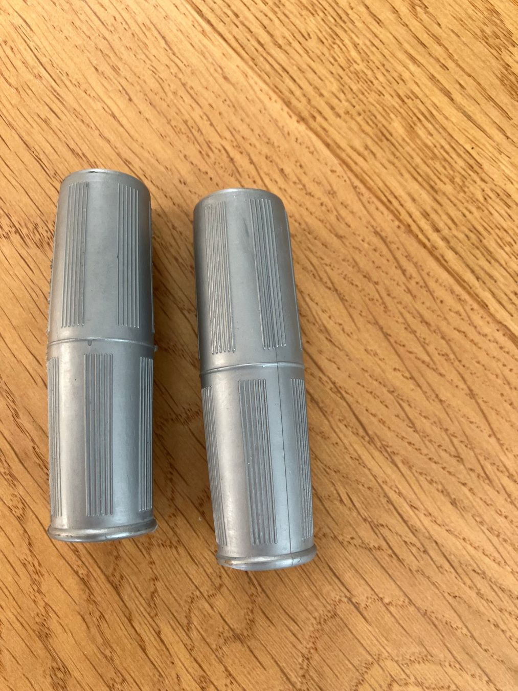 Pezzi di ricambio: Lenkergriffe silber Vintage neu – Nuovo (secondo la descrizione) da Obermumpf venduto da Estrela67 3