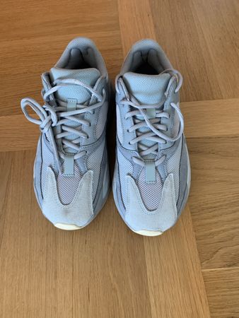 Adidas Yeezy 40,5