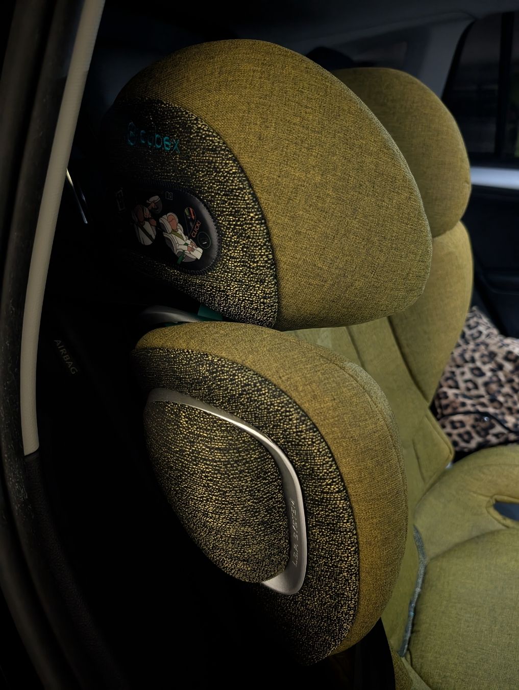 Cybex Seggiolini per auto: Cybex Solution Z-Fix Kindersitz Olivgrün – Usato da Winterthur venduto da Uemit 1