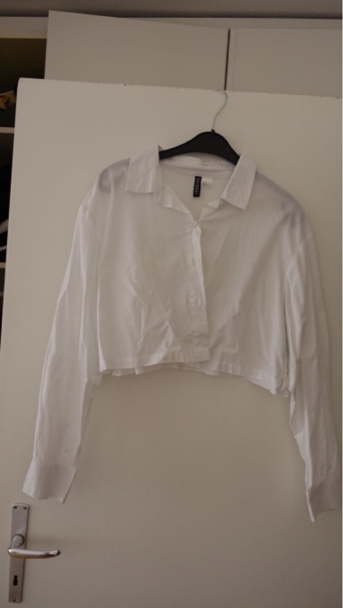 H&M Blusen: H&M cropped Hemd – Neu (gemäss Beschreibung) aus Biel/Bienne von Peeeep10