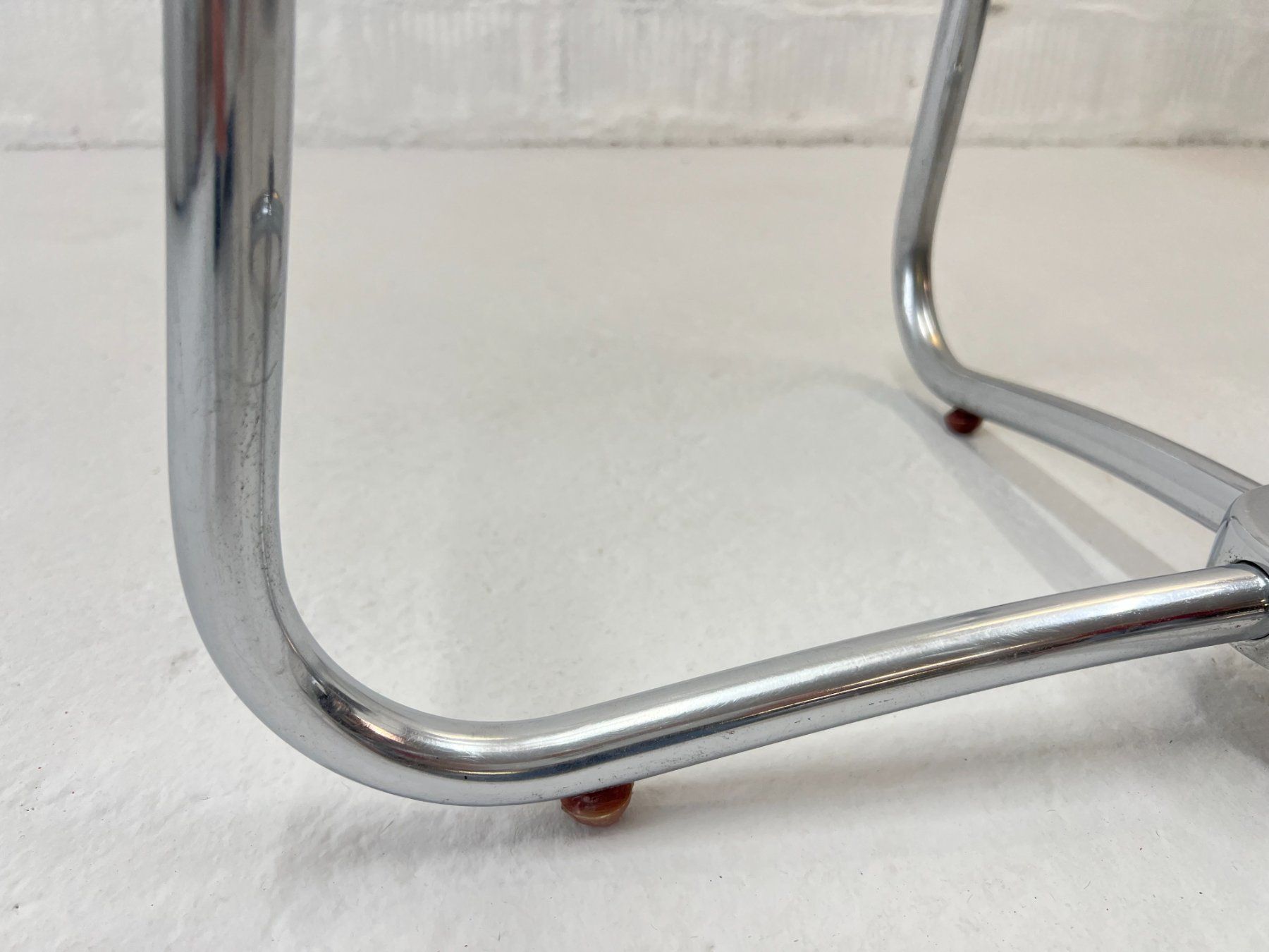 Tische: Bauhaus Chrom-Coffeetable I 50er Jahre – Gebraucht aus Walzenhausen von stilvollwohnen 3