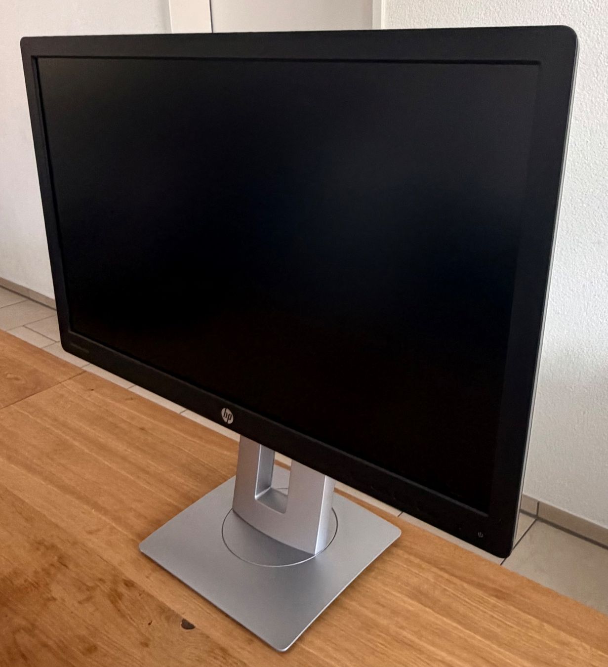 Hewlett Packard Ecrans: HP EliteDisplay E232 | 23" – D'occasion à Dietikon par gab_qz7y 7