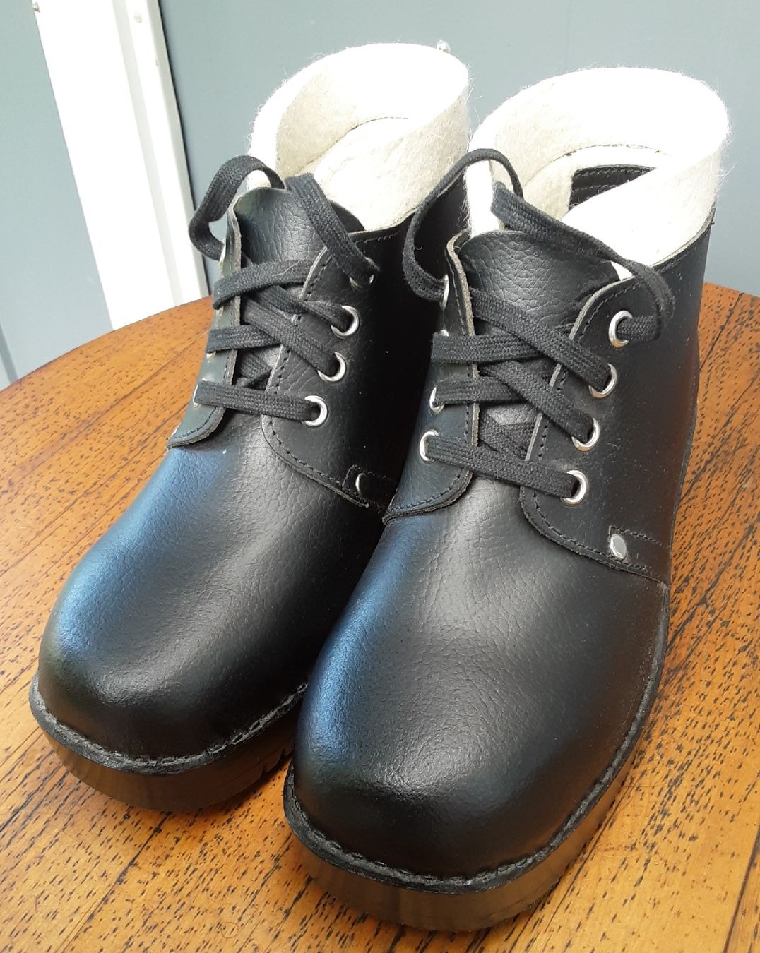Herrenschuhe: Holzschuh,Lederschuh,Arbeitsschuh – Neu (gemäss Beschreibung) aus Grosswangen von Spengler66