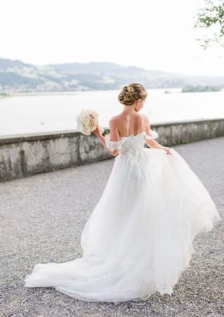 Brautkleid
