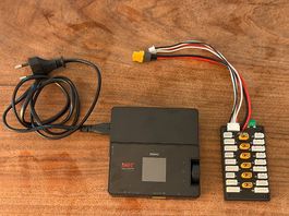 ISDT 608AC Smart Charger + Parallel-Ladeboard  wie neu